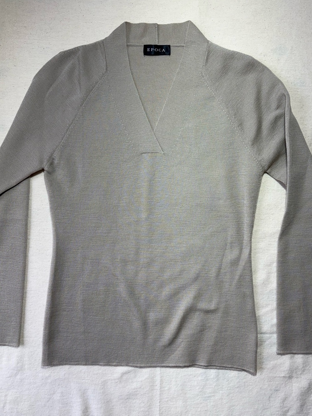 Epoca Beige V Neck Knit Sweater XS Minimalist Quiet Luxury Soft Neutral